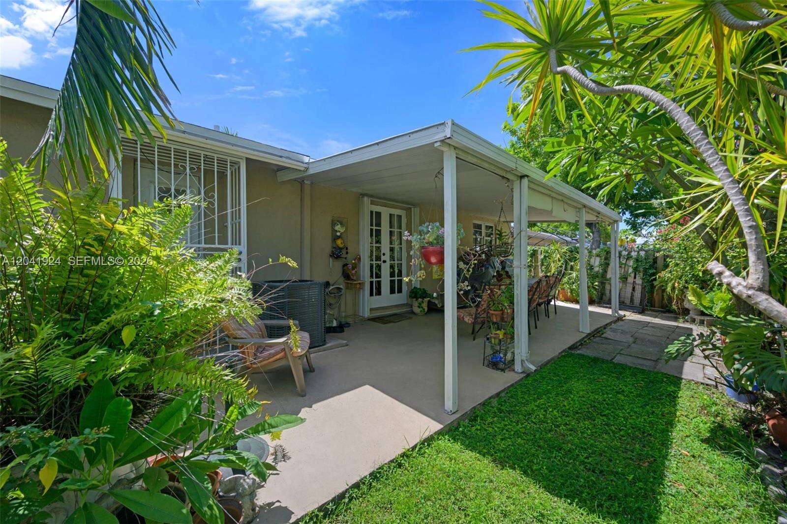 906 8th Ave, Hallandale Beach, FL 33009 - For Sale photo 23