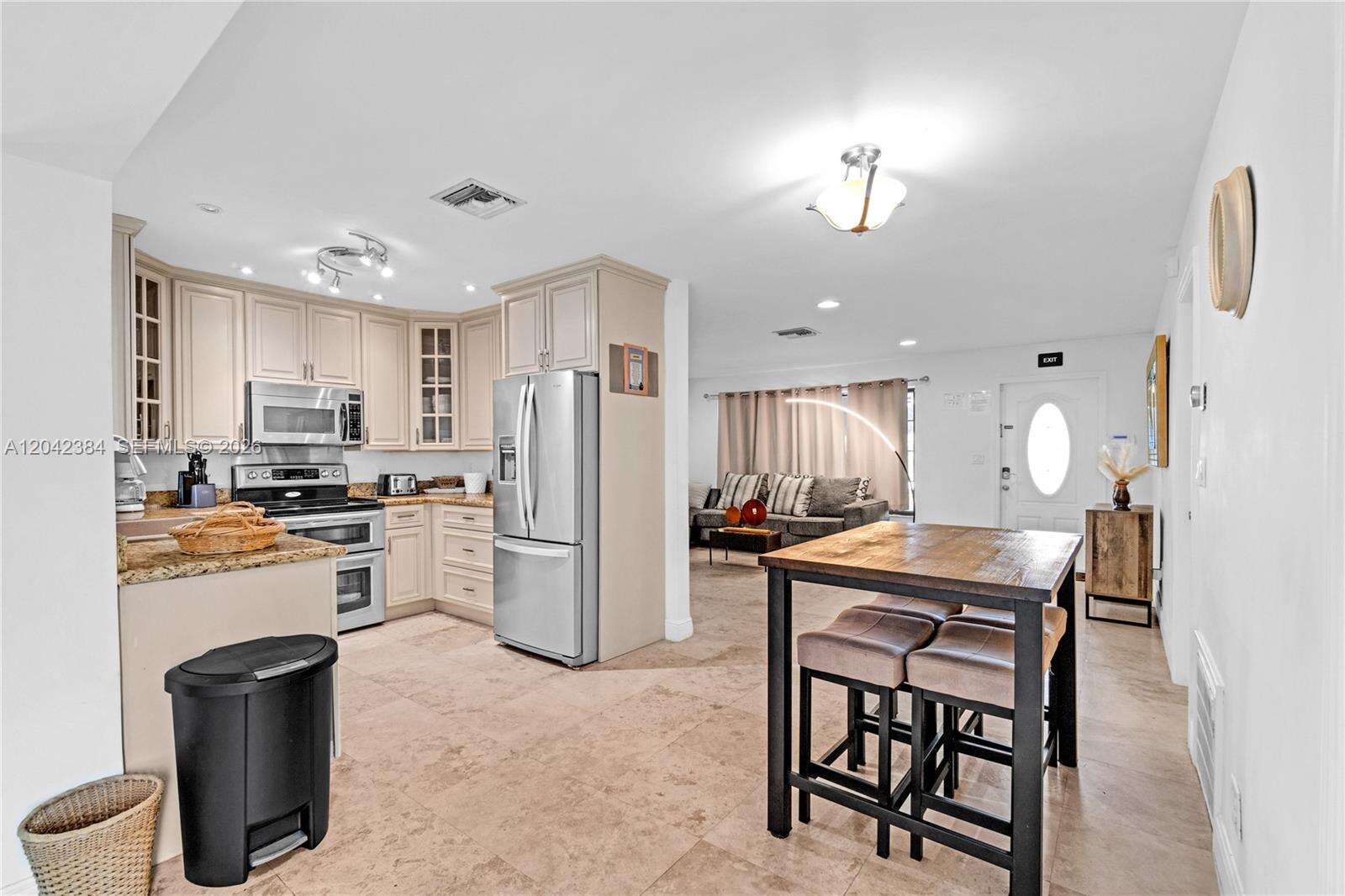 3338 Taft St, Hollywood, FL 33021 - For Sale photo 9