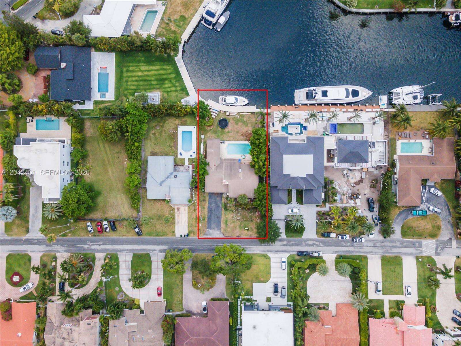 496 Holiday Dr, Hallandale Beach, FL 33009 - For Sale photo 7