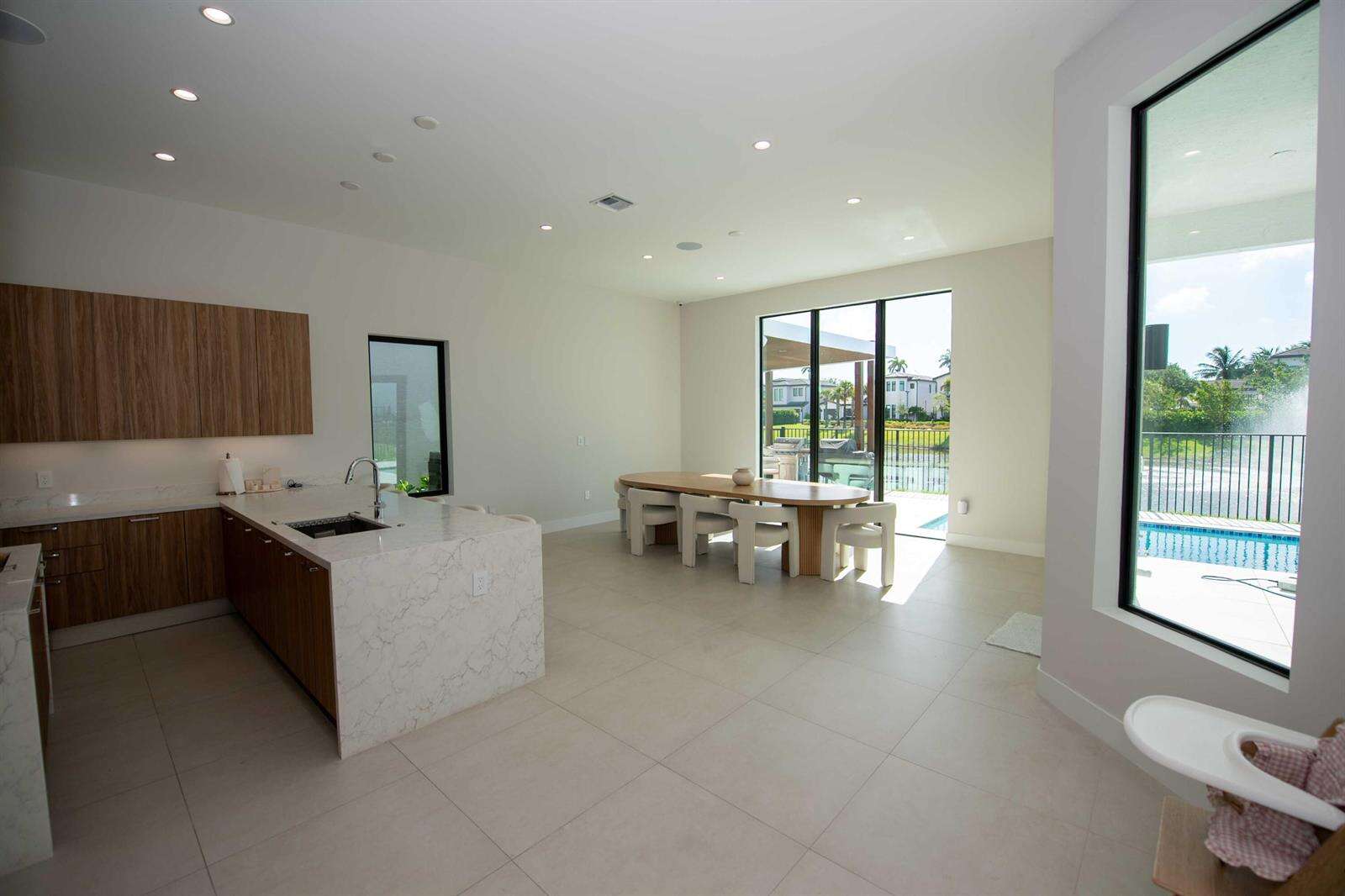 5746 Ashwood, Hollywood, FL 33312 - For Sale photo 15