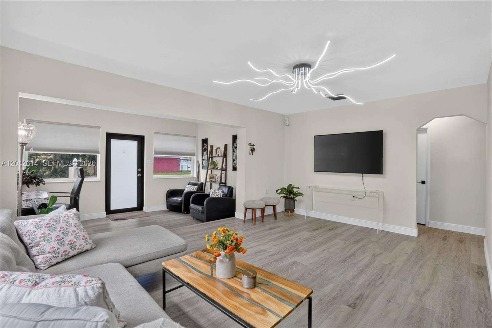 2446 Mckinley St, Hollywood, FL 33020 - For Sale photo 11