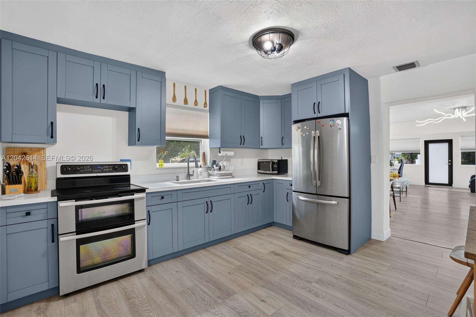 2446 Mckinley St, Hollywood, FL 33020 - For Sale photo 3