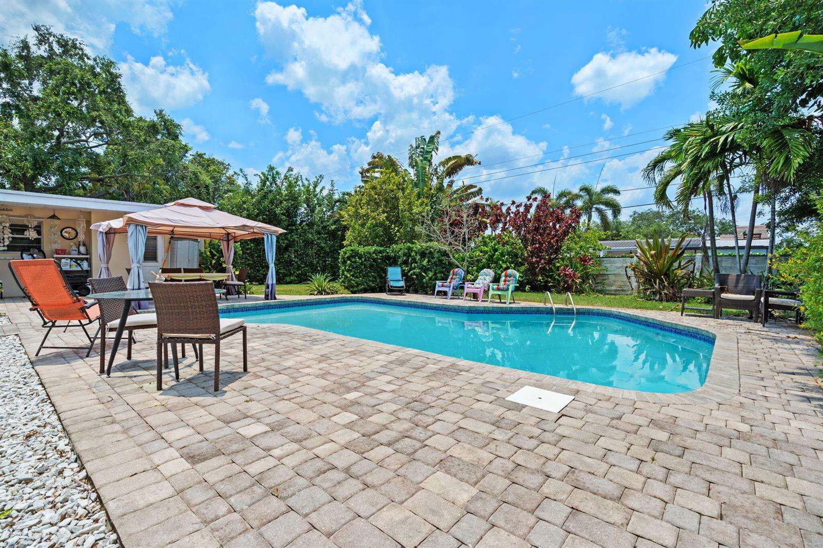 4921 Jackson, Hollywood, FL 33021 - For Sale photo 2