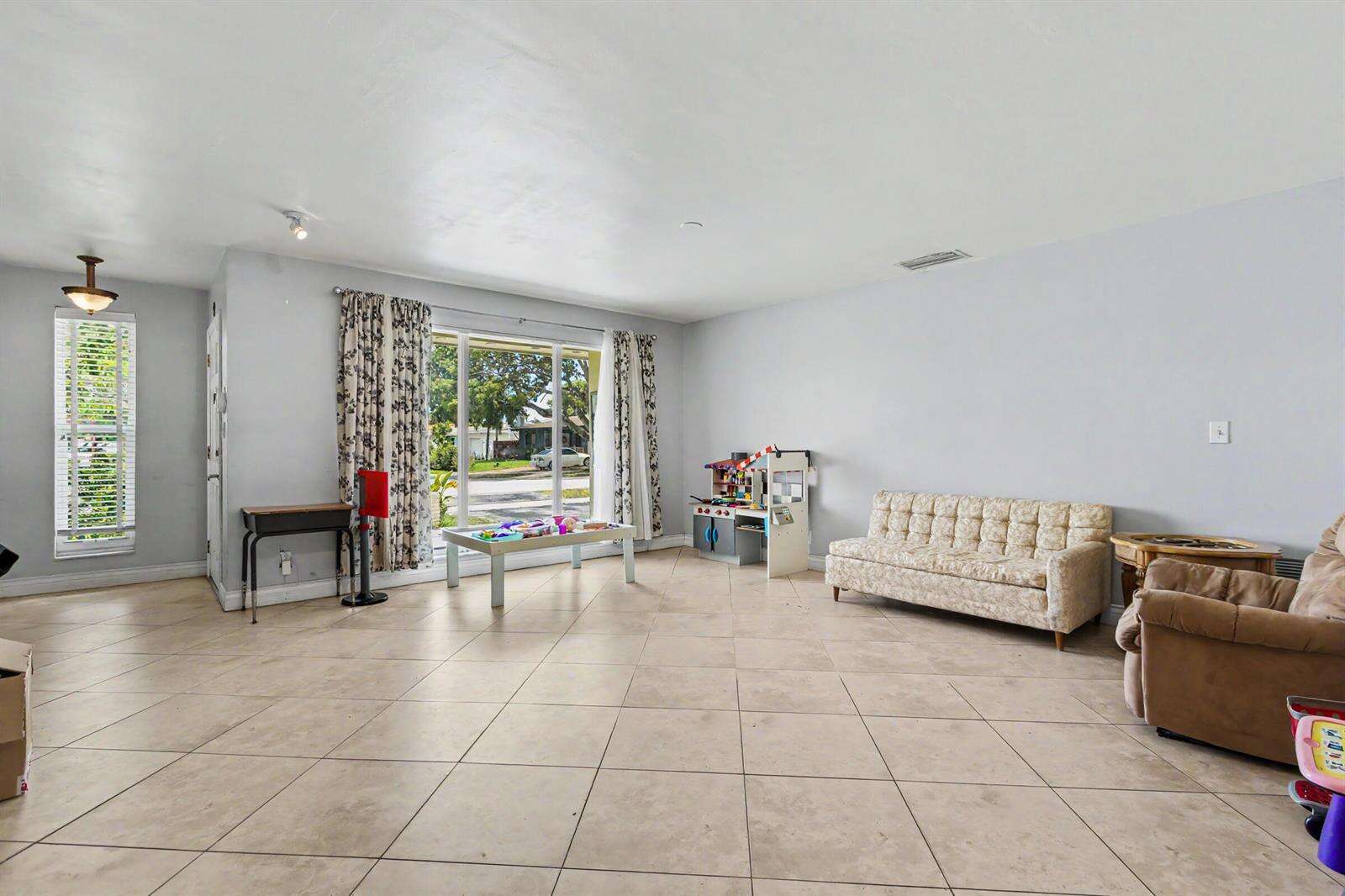 3201 Liberty, Hollywood, FL 33021 - For Sale photo 3
