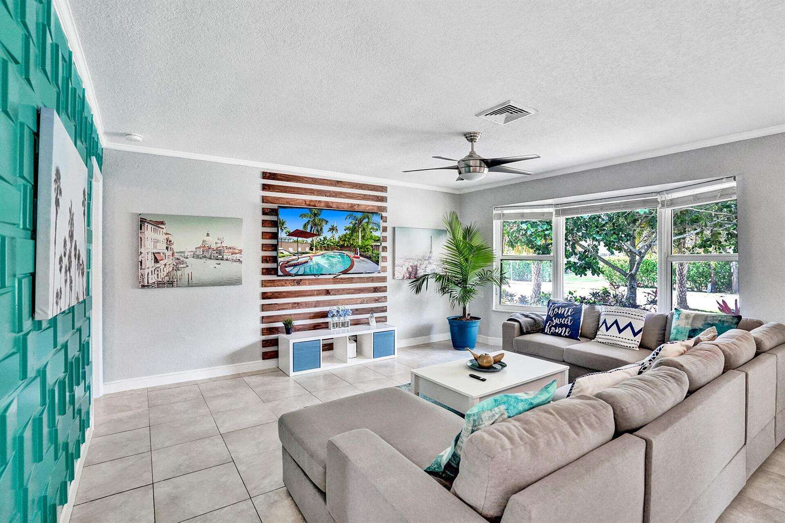 1516 Scott, Hollywood, FL 33020 - For Sale photo 3