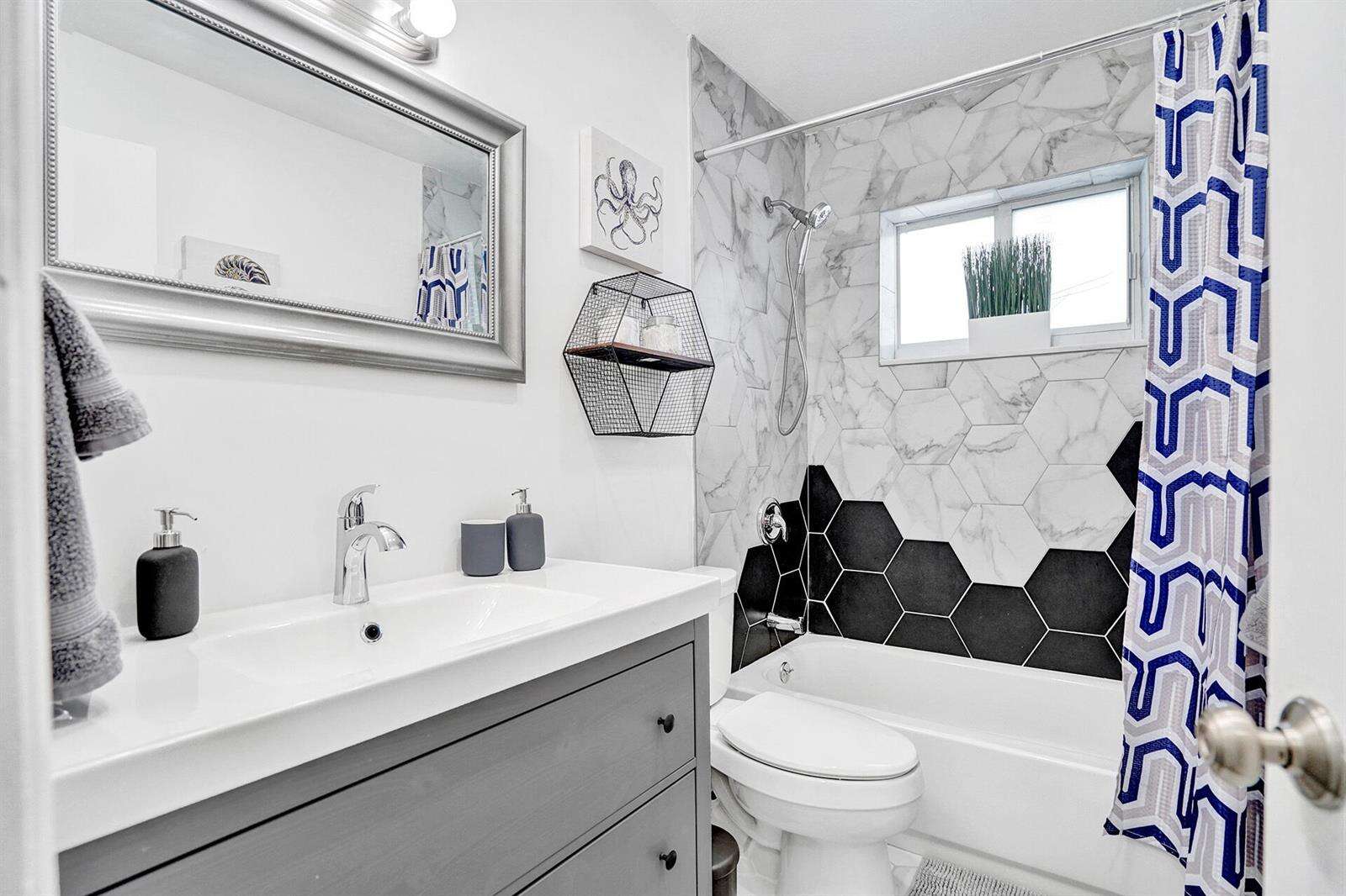 1516 Scott, Hollywood, FL 33020 - For Sale photo 23