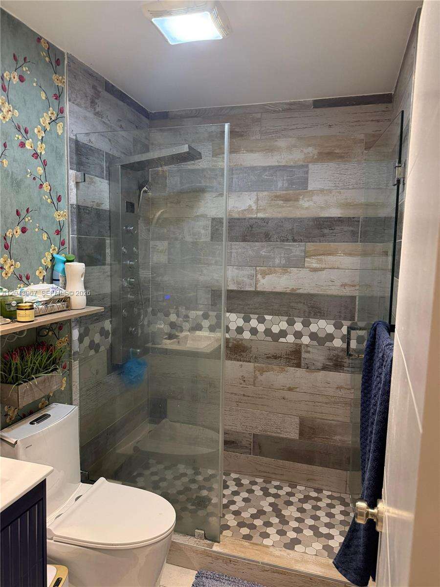 6717 Simms St, Hollywood, FL 33024 - For Sale photo 2