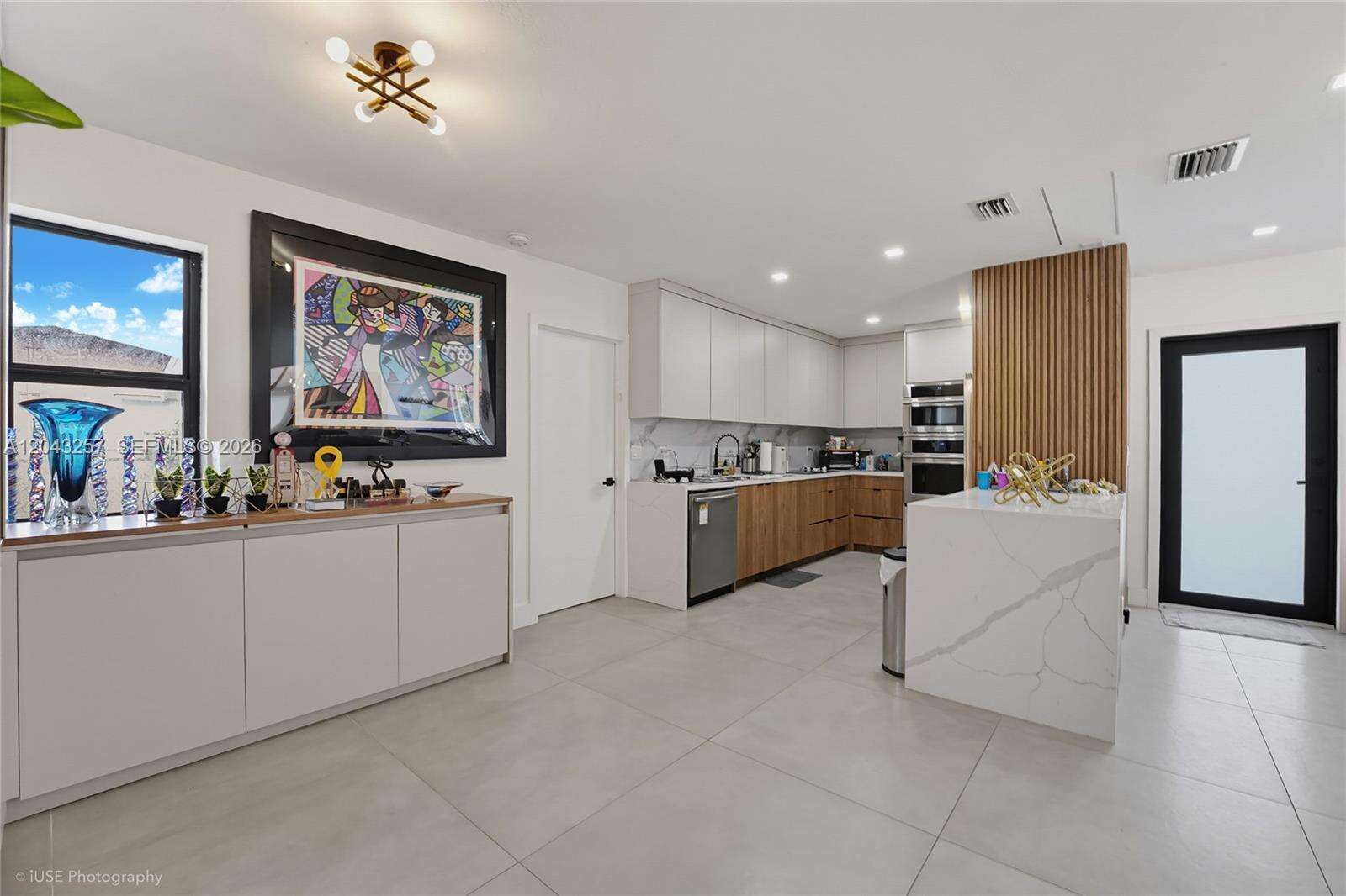 2450 209th Ter, Miami, FL 33180 - For Sale photo 4