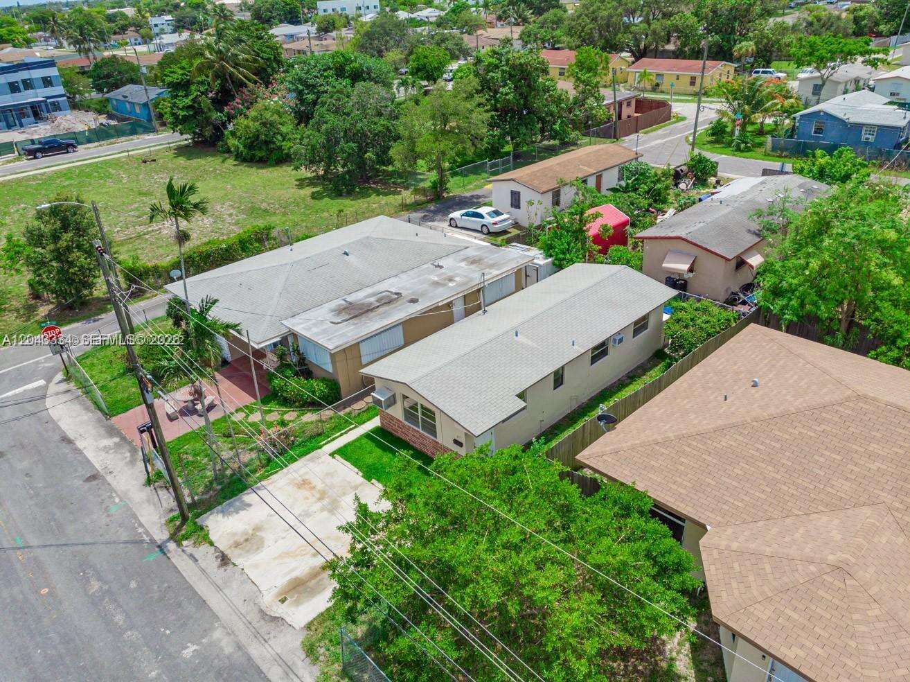 805 3rd Ter, Hallandale Beach, FL 33009 - For Sale photo 6