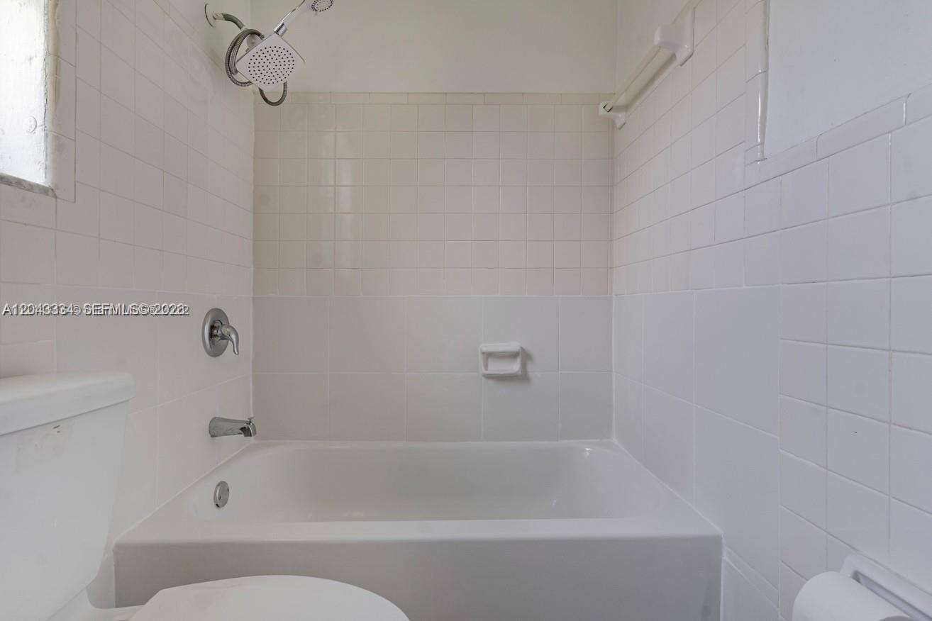 805 3rd Ter, Hallandale Beach, FL 33009 - For Sale photo 8