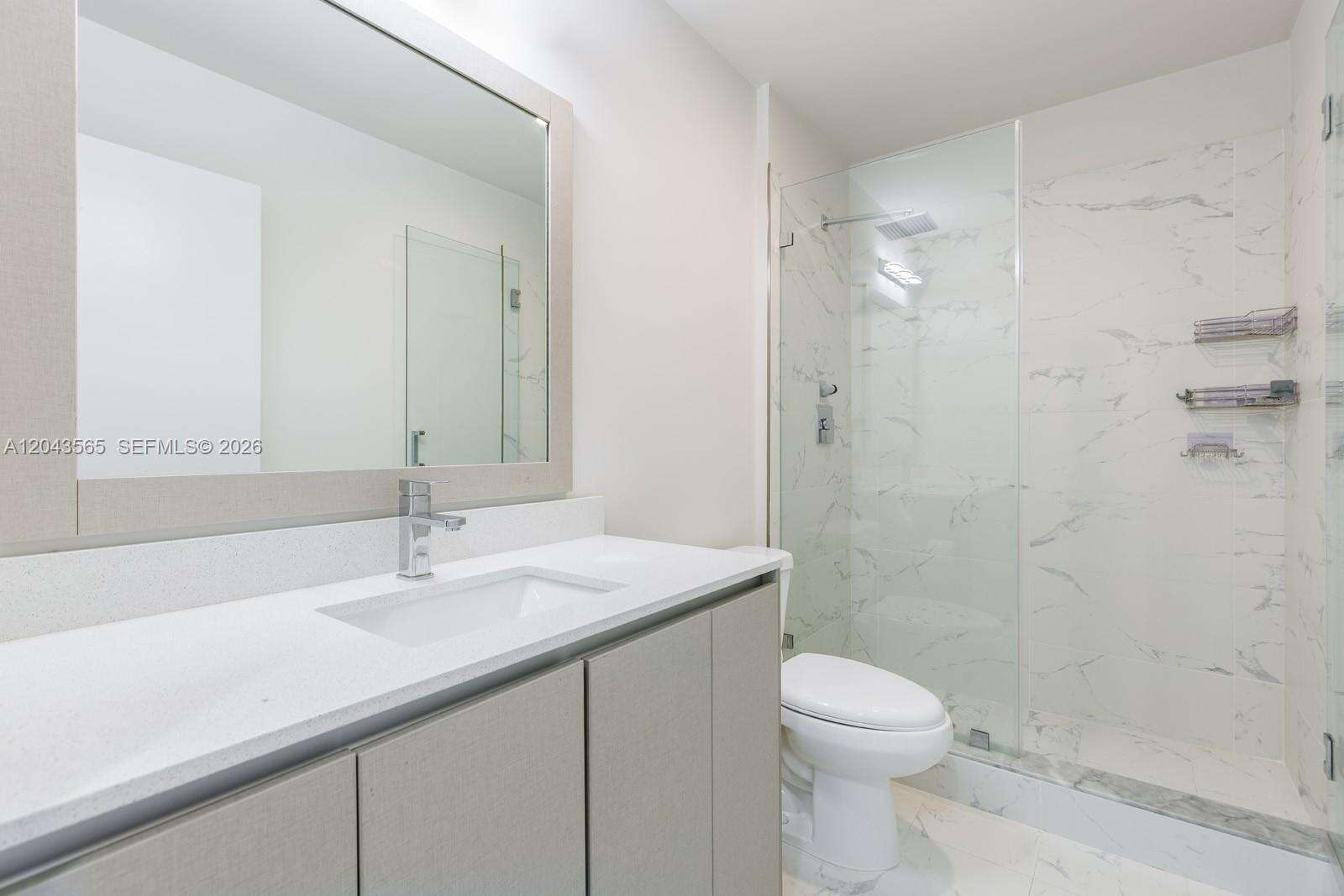 2505 193rd St, Miami, FL 33180 - For Sale photo 14