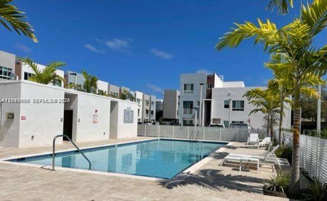 2505 193rd St, Miami, FL 33180 - For Sale photo 16