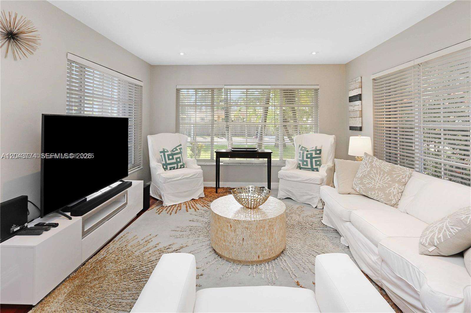 1147 Buchanan St, Hollywood, FL 33019 - For Sale photo 17