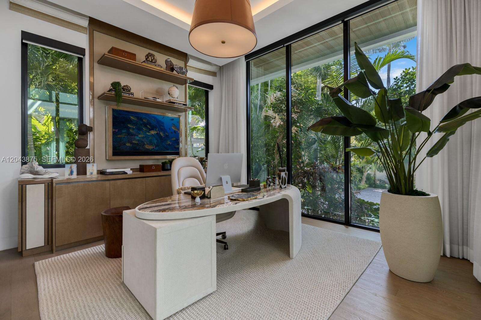 58 La Gorce Cir, Miami Beach, FL 33141 - For Sale photo 12