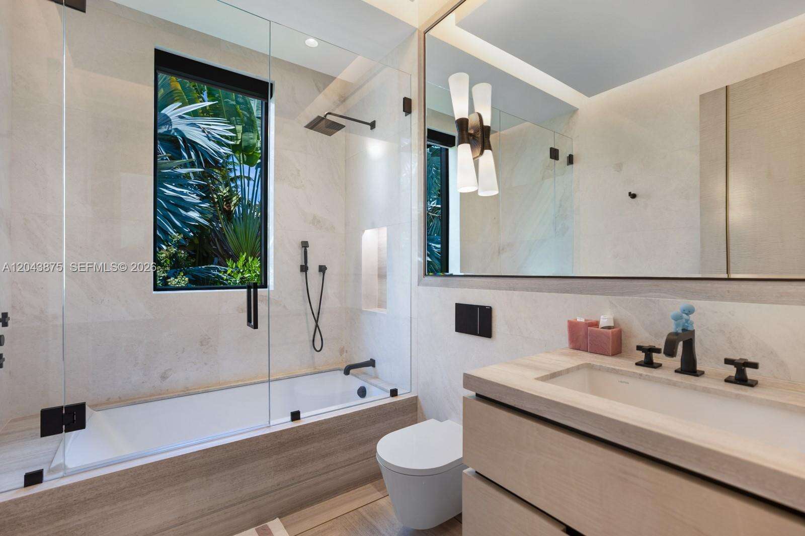 58 La Gorce Cir, Miami Beach, FL 33141 - For Sale photo 35