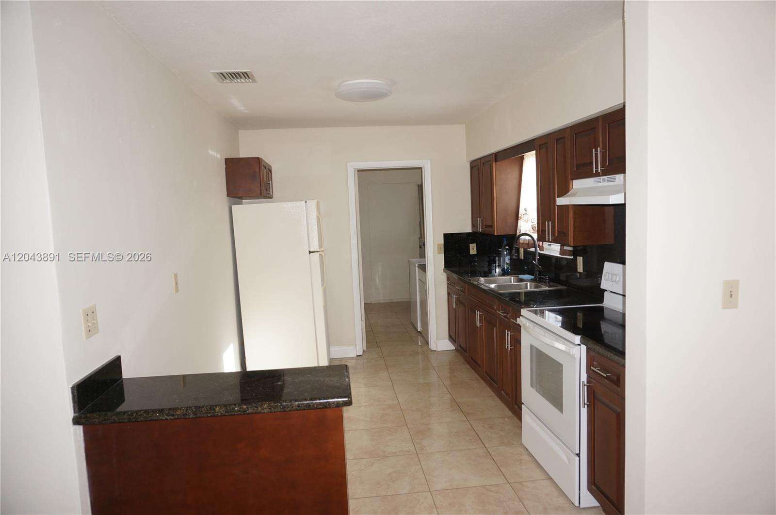 West Park, FL 33023 - For Sale photo 6