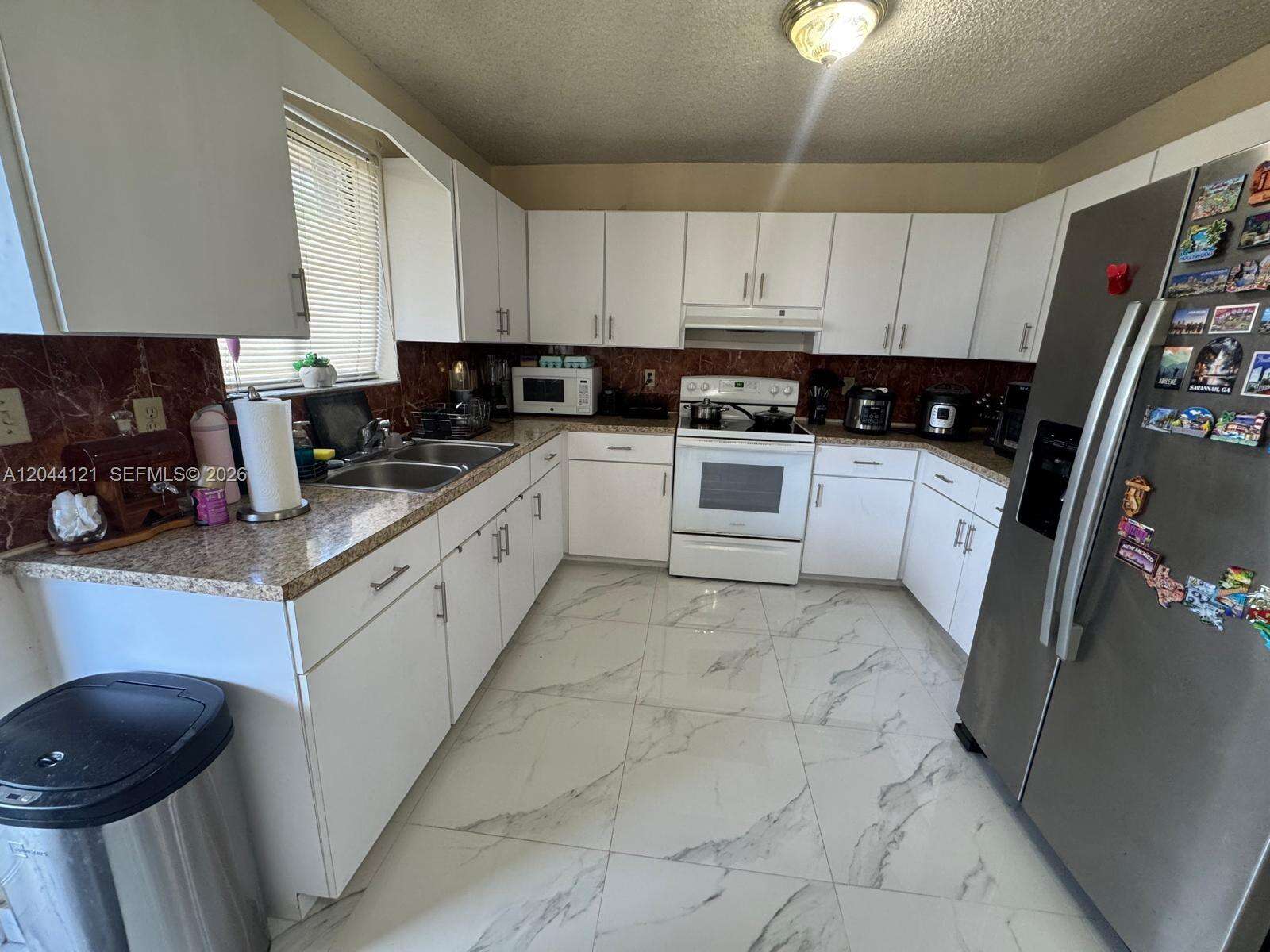 5923 Fillmore St, Hollywood, FL 33021 - For Sale photo 8