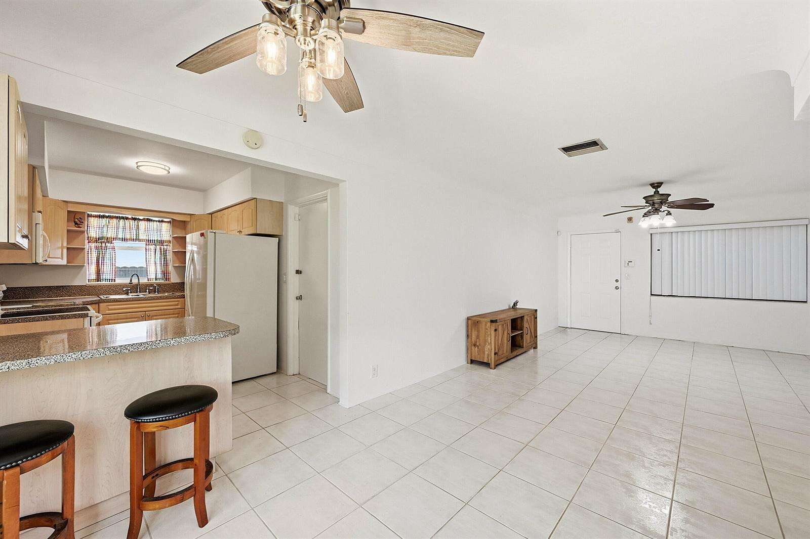 1716 25th, Hollywood, FL 33020 - For Sale photo 6