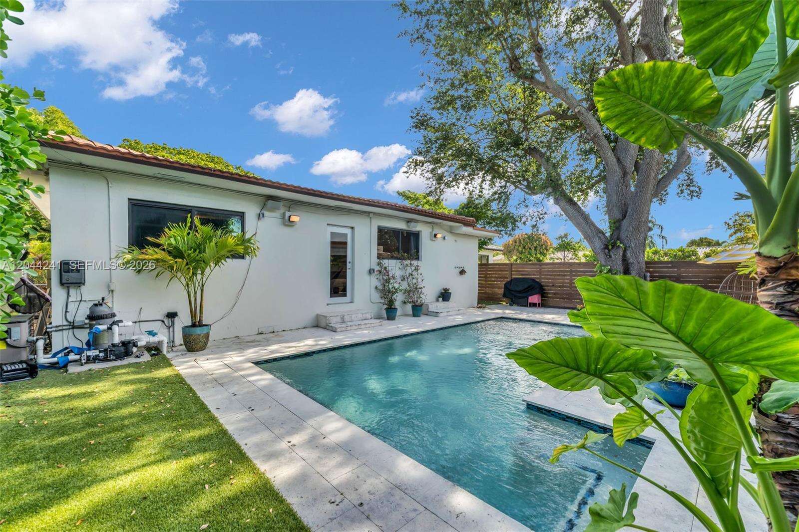 2220 25th St, Miami, FL 33133 - For Sale photo 6