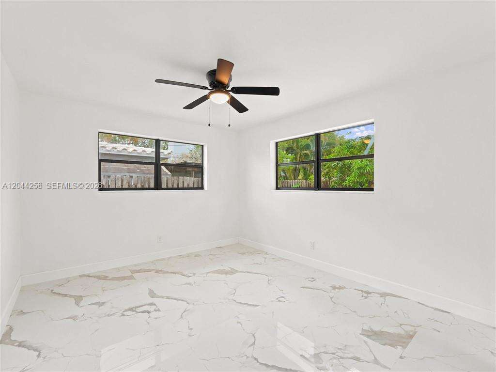 3246 Buchanan St, Hollywood, FL 33021 - For Sale photo 19