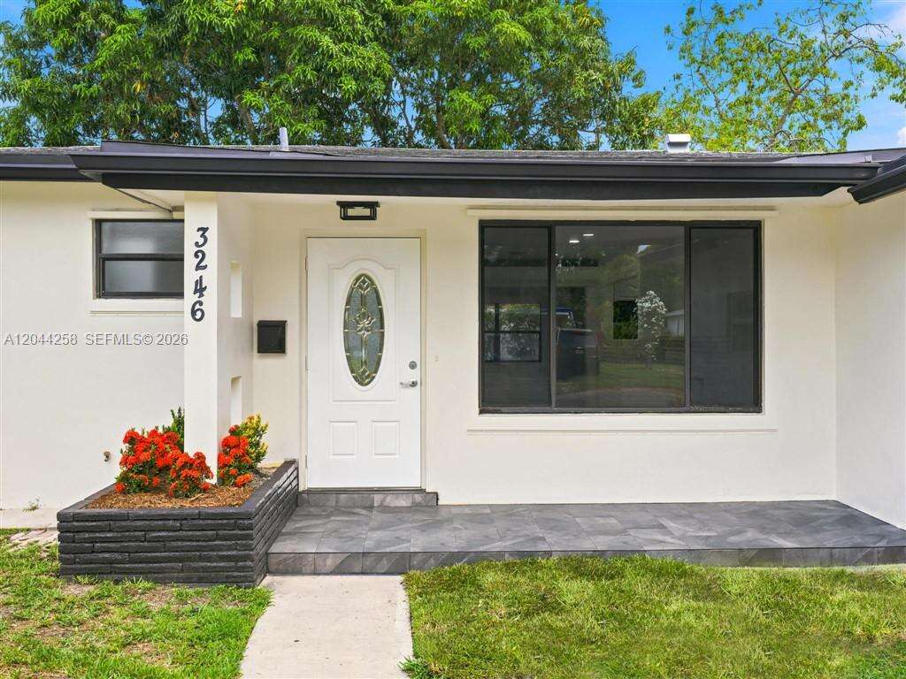 3246 Buchanan St, Hollywood, FL 33021 - For Sale photo 3