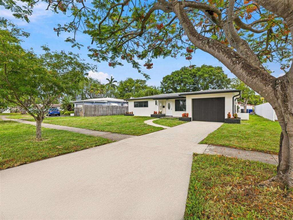 3246 Buchanan St, Hollywood, FL 33021 - For Sale photo 4