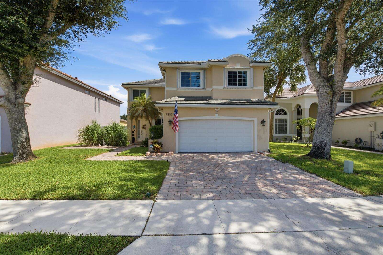 9807 20th, Pembroke Pines, FL 33024 - For Sale photo 2