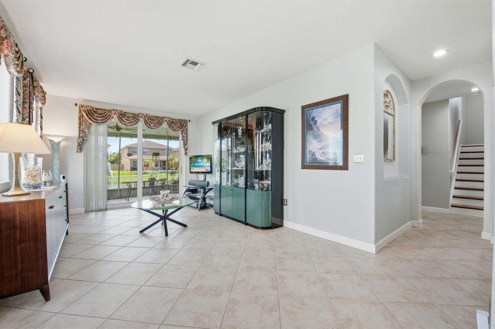 9807 20th, Pembroke Pines, FL 33024 - For Sale photo 4