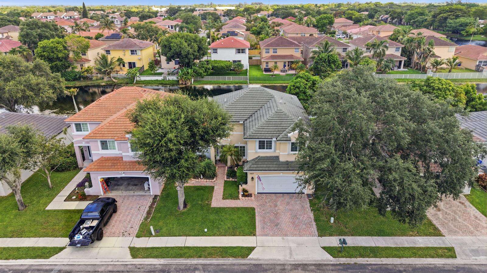 9807 20th, Pembroke Pines, FL 33024 - For Sale photo 41