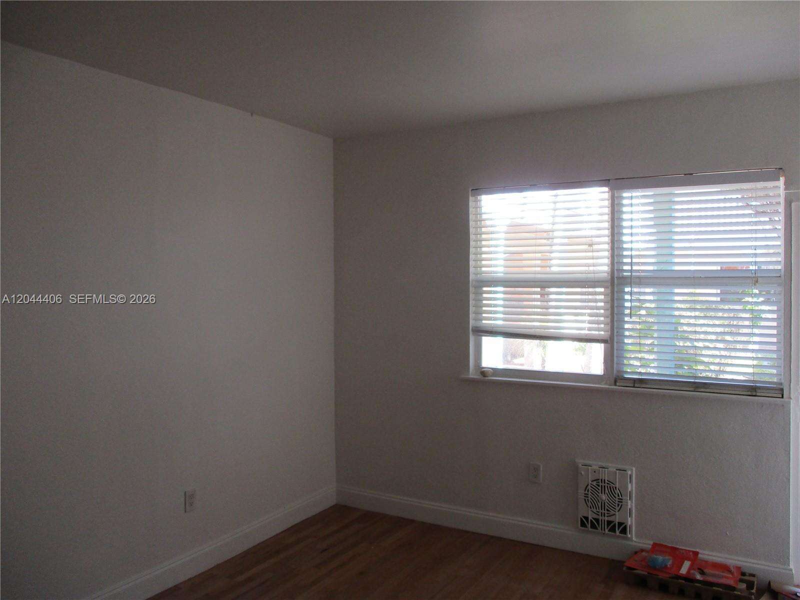 736 13th Street, Miami Beach, FL 33139 - For Sale photo 8