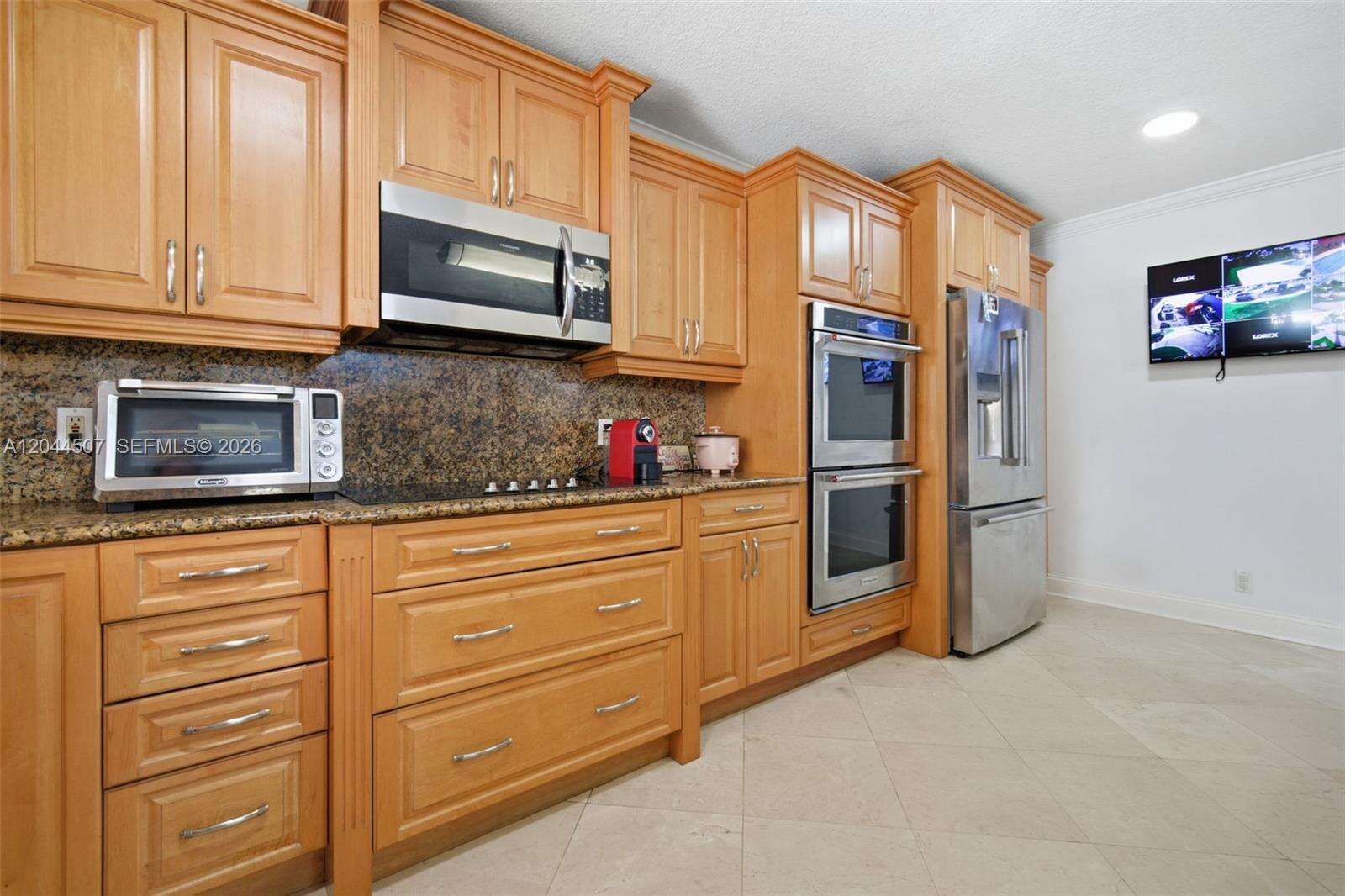 713 Diplomat Pkwy, Hallandale Beach, FL 33009 - For Sale photo 12