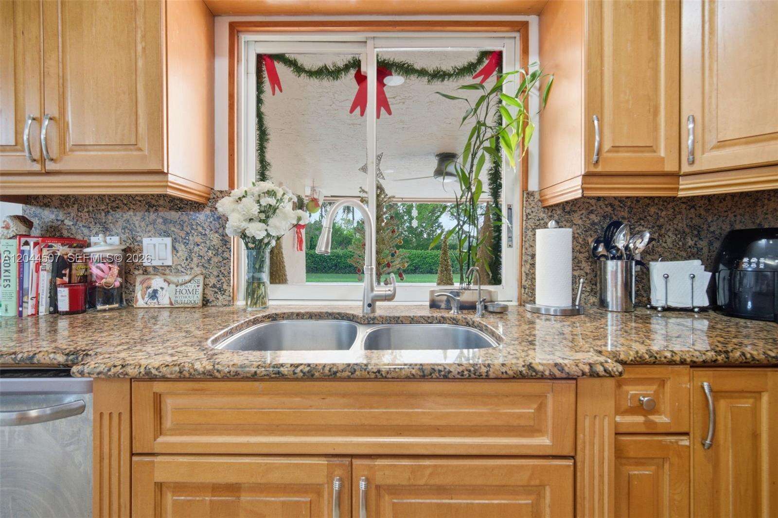 713 Diplomat Pkwy, Hallandale Beach, FL 33009 - For Sale photo 14