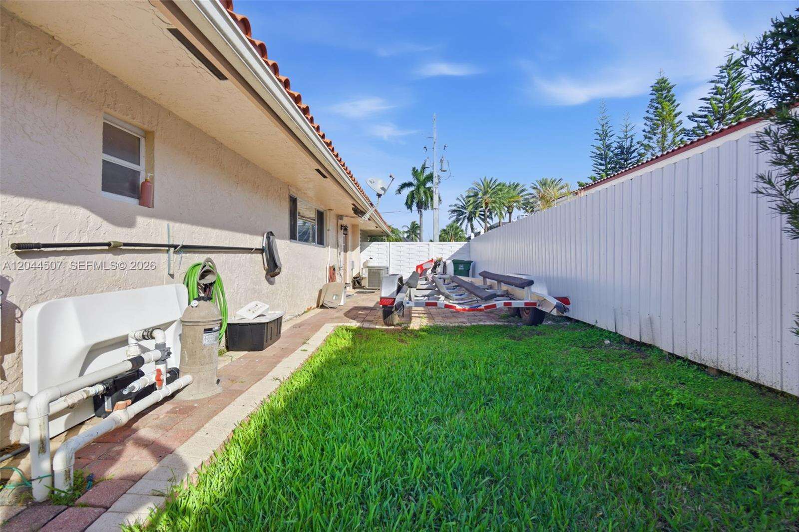 713 Diplomat Pkwy, Hallandale Beach, FL 33009 - For Sale photo 37