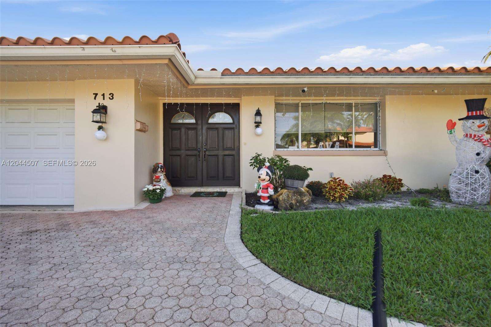 713 Diplomat Pkwy, Hallandale Beach, FL 33009 - For Sale photo 8