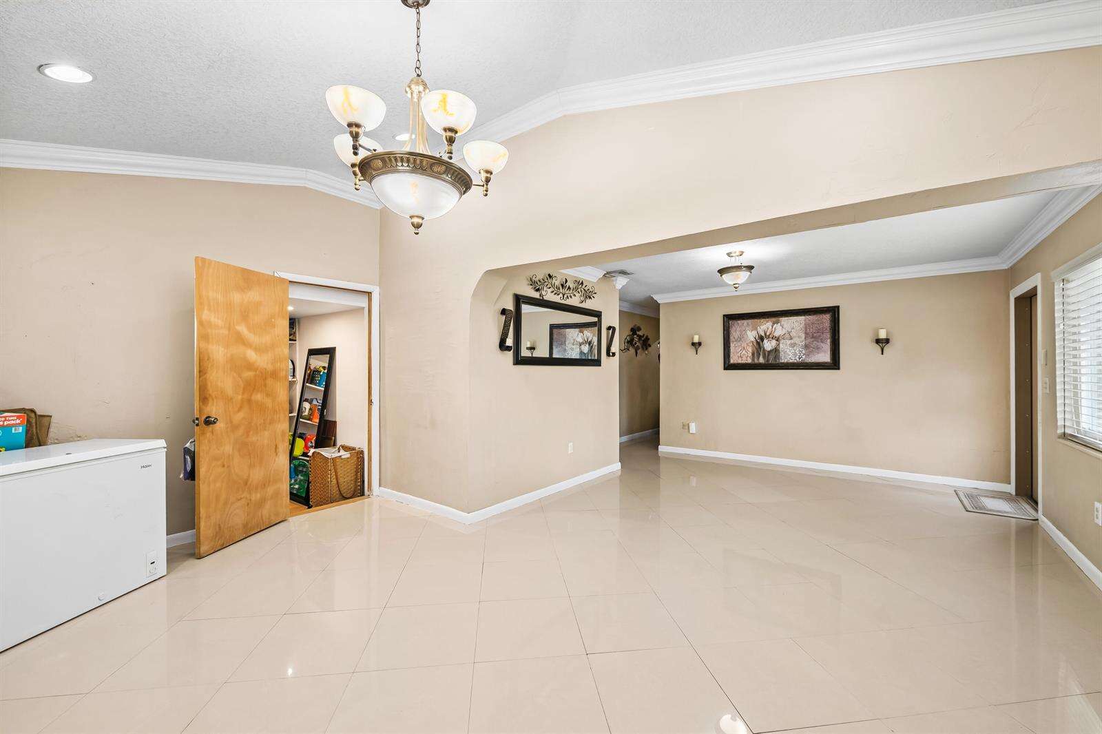 480 Alabama, Fort Lauderdale, FL 33312 - For Sale photo 9