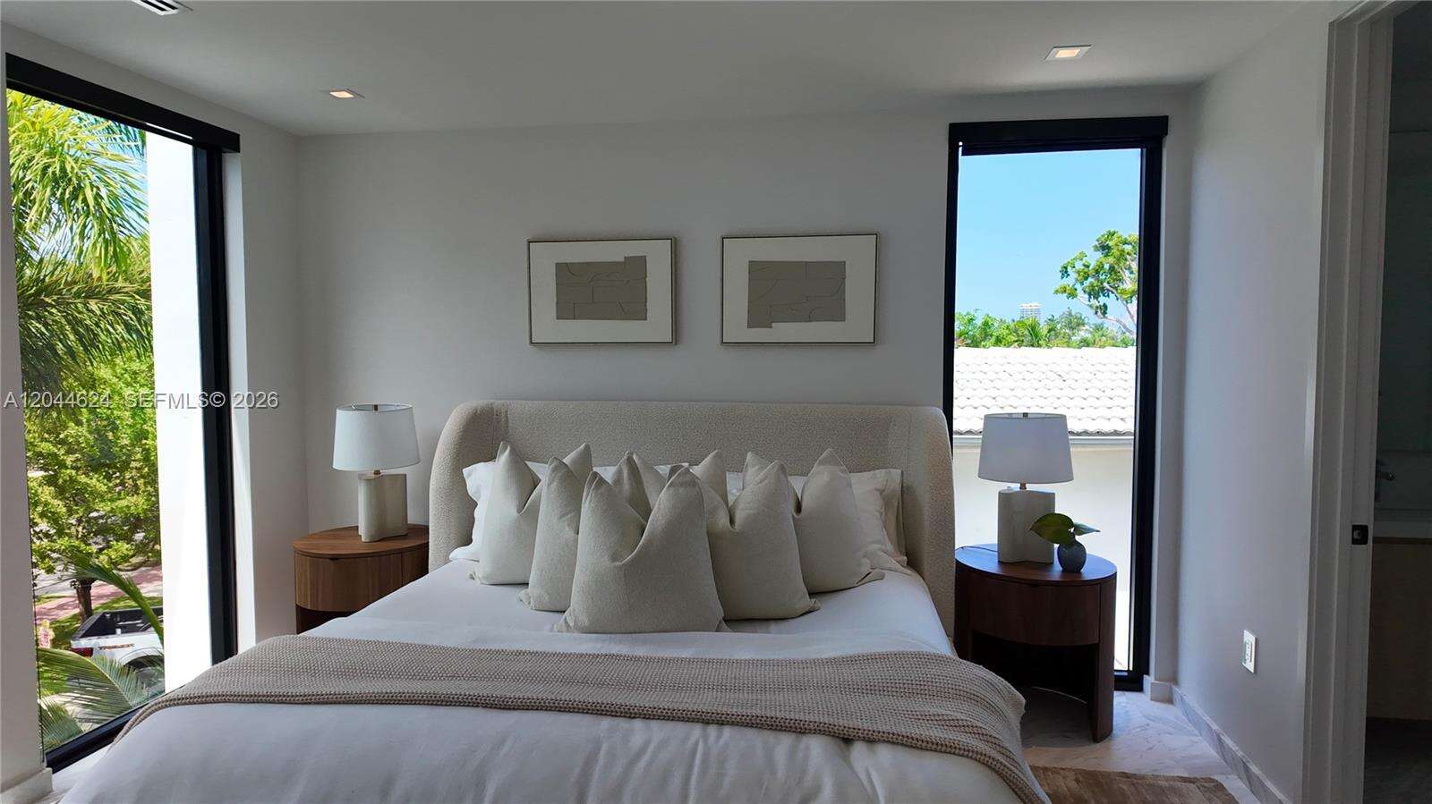 570 Shore Dr, Miami Beach, FL 33141 - For Sale photo 40