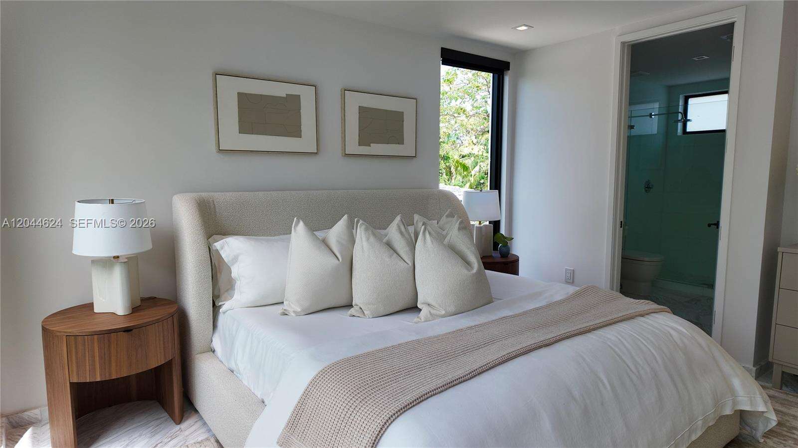570 Shore Dr, Miami Beach, FL 33141 - For Sale photo 42