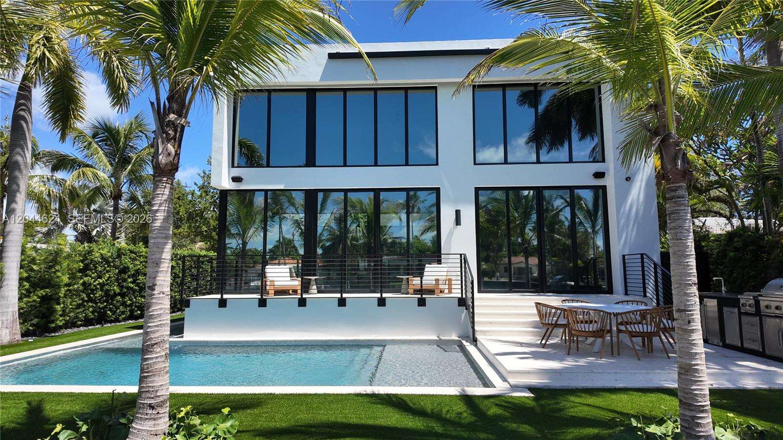 570 Shore Dr, Miami Beach, FL 33141 - For Sale photo 54
