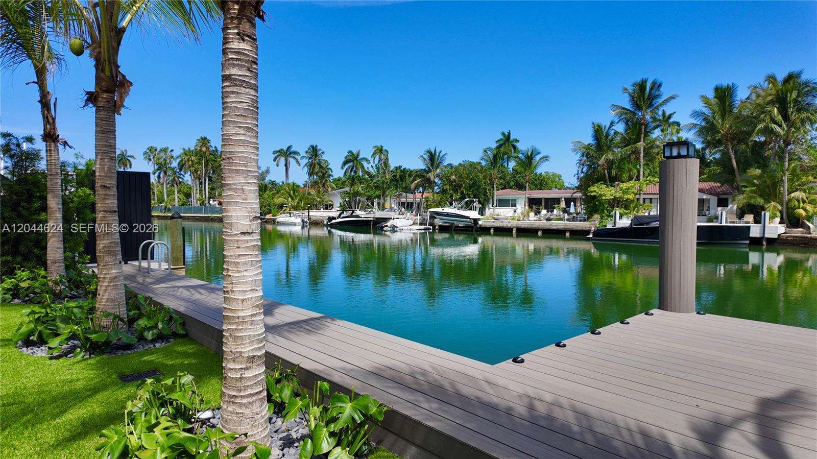 570 Shore Dr, Miami Beach, FL 33141 - For Sale photo 60