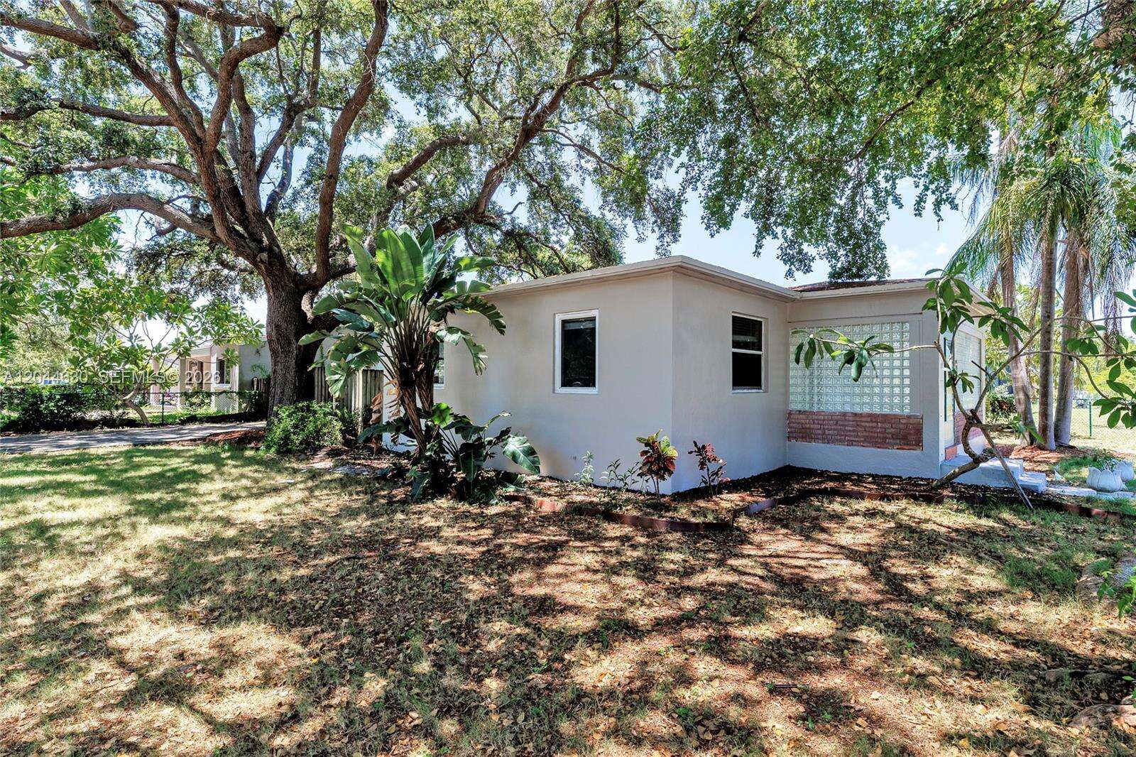 842 28th Ave, Hollywood, FL 33020 - For Sale photo 24
