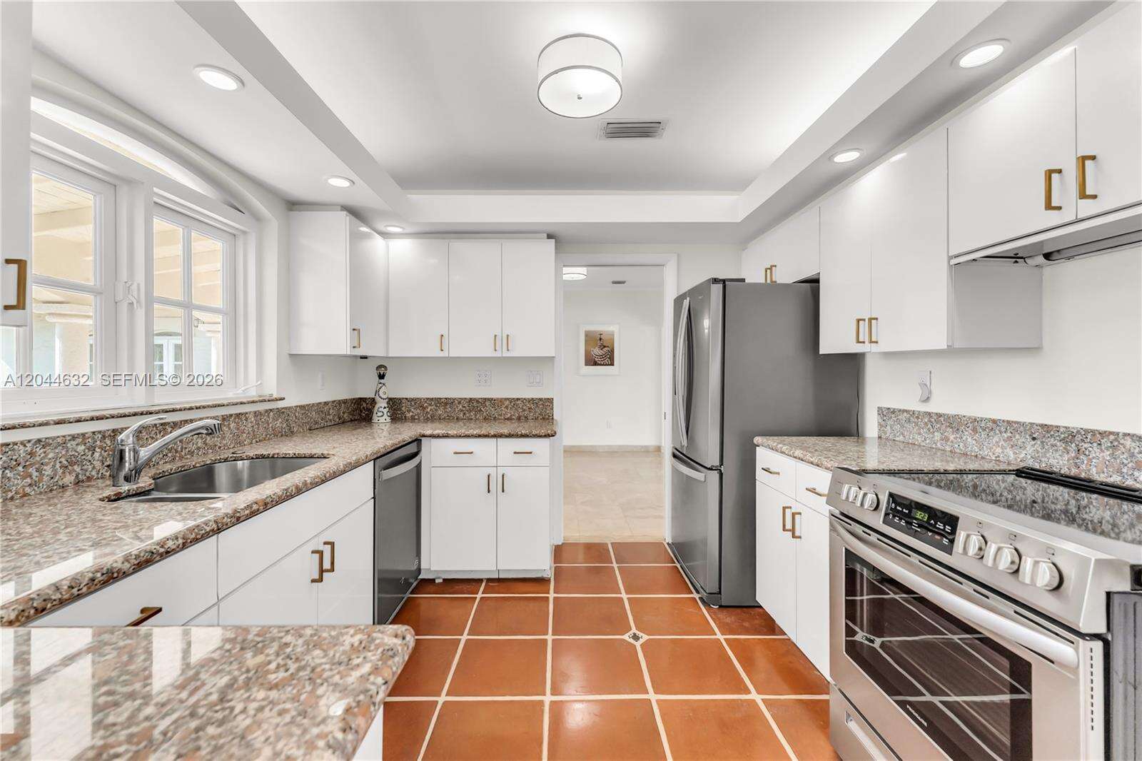 7500 Treasure Dr, North Bay Village, FL 33141 - For Sale photo 15