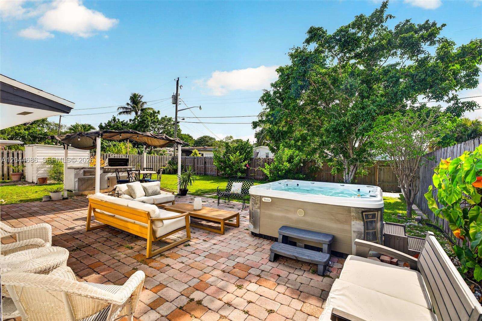 2012 31st Rd, Hollywood, FL 33021 - For Sale photo 21