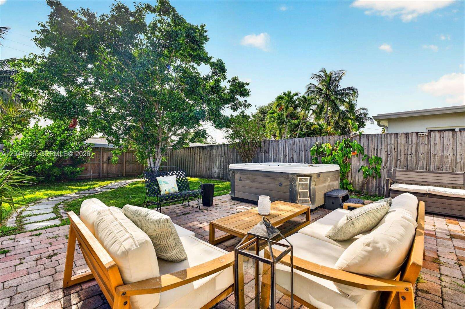 2012 31st Rd, Hollywood, FL 33021 - For Sale photo 22