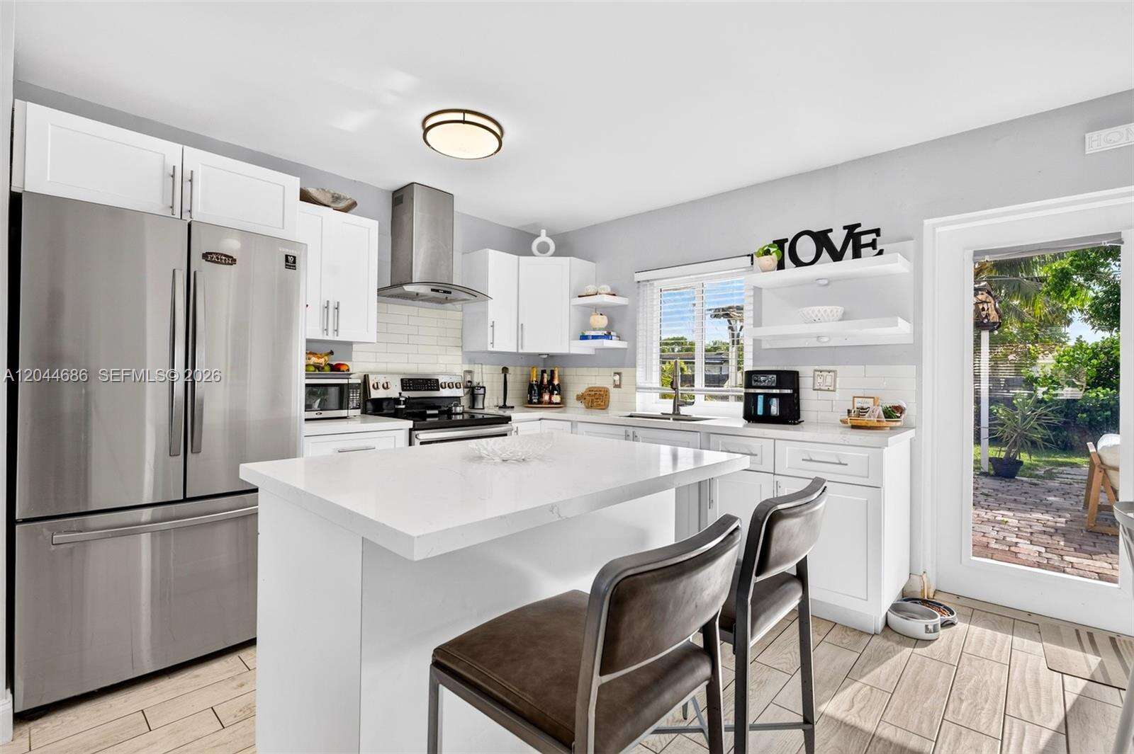 2012 31st Rd, Hollywood, FL 33021 - For Sale photo 8