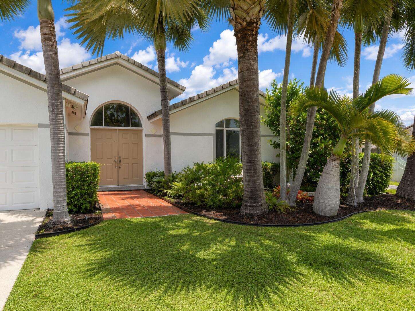 17202 149th, Miami, FL 33187 - For Sale photo 1