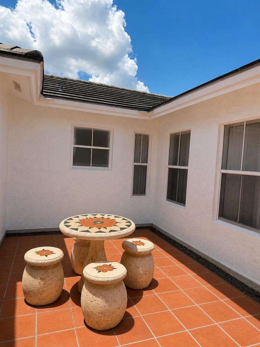 17202 149th, Miami, FL 33187 - For Sale photo 5