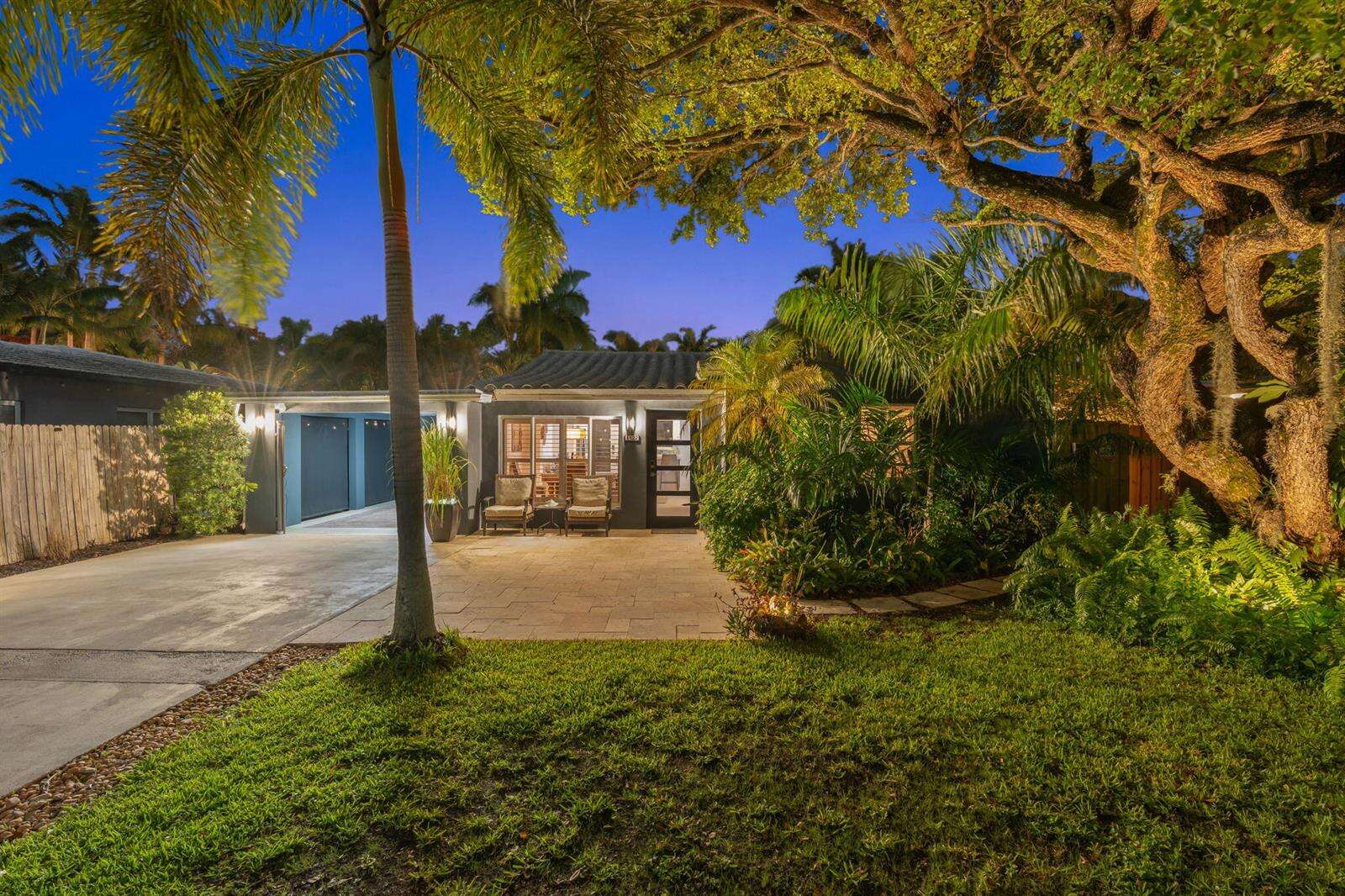 1522 17th, Fort Lauderdale, FL 33304 - For Sale photo 1