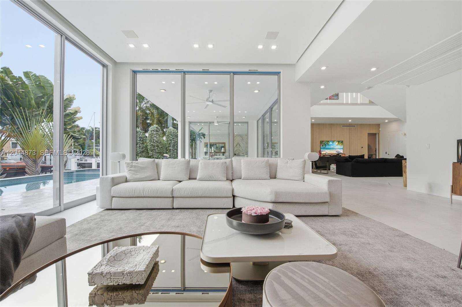 91 Fiesta Way, Fort Lauderdale, FL 33301 - For Sale photo 12