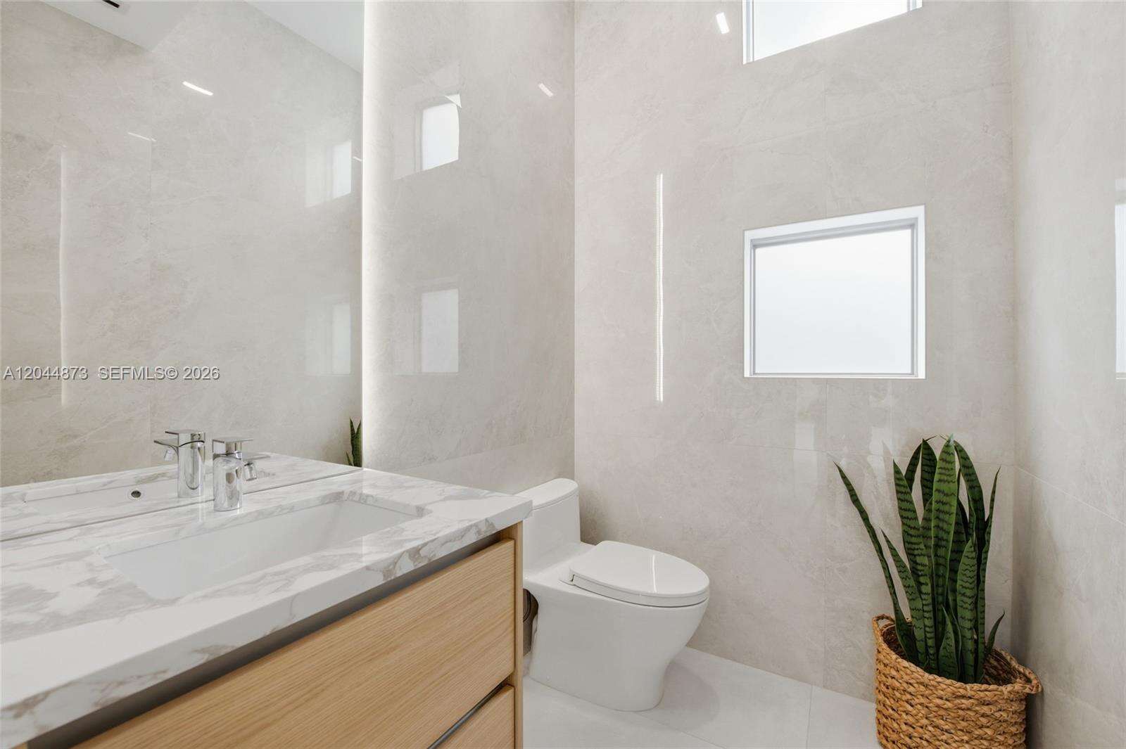 91 Fiesta Way, Fort Lauderdale, FL 33301 - For Sale photo 52