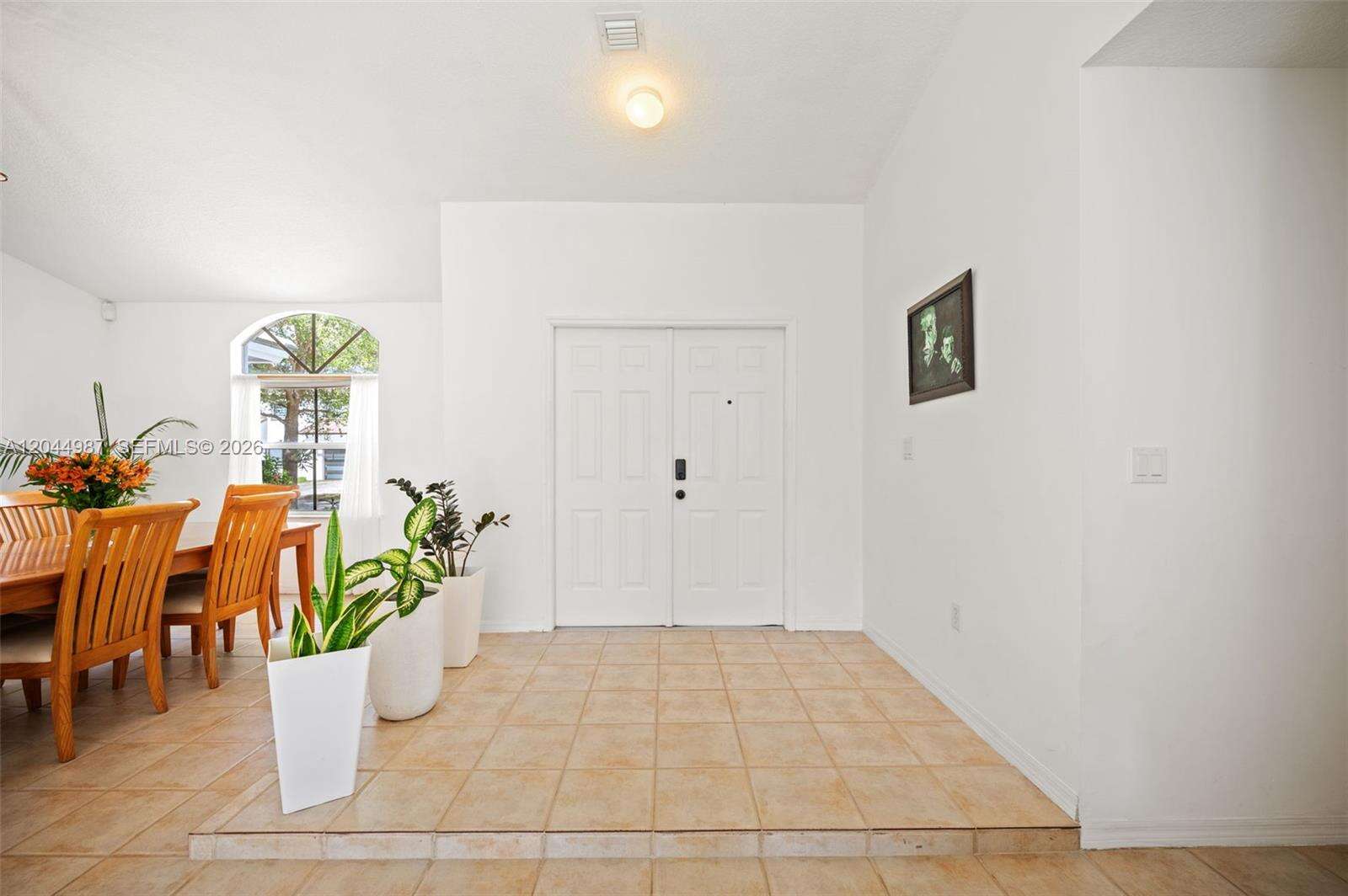 18061 152nd Ct, Miami, FL 33187 - For Sale photo 2